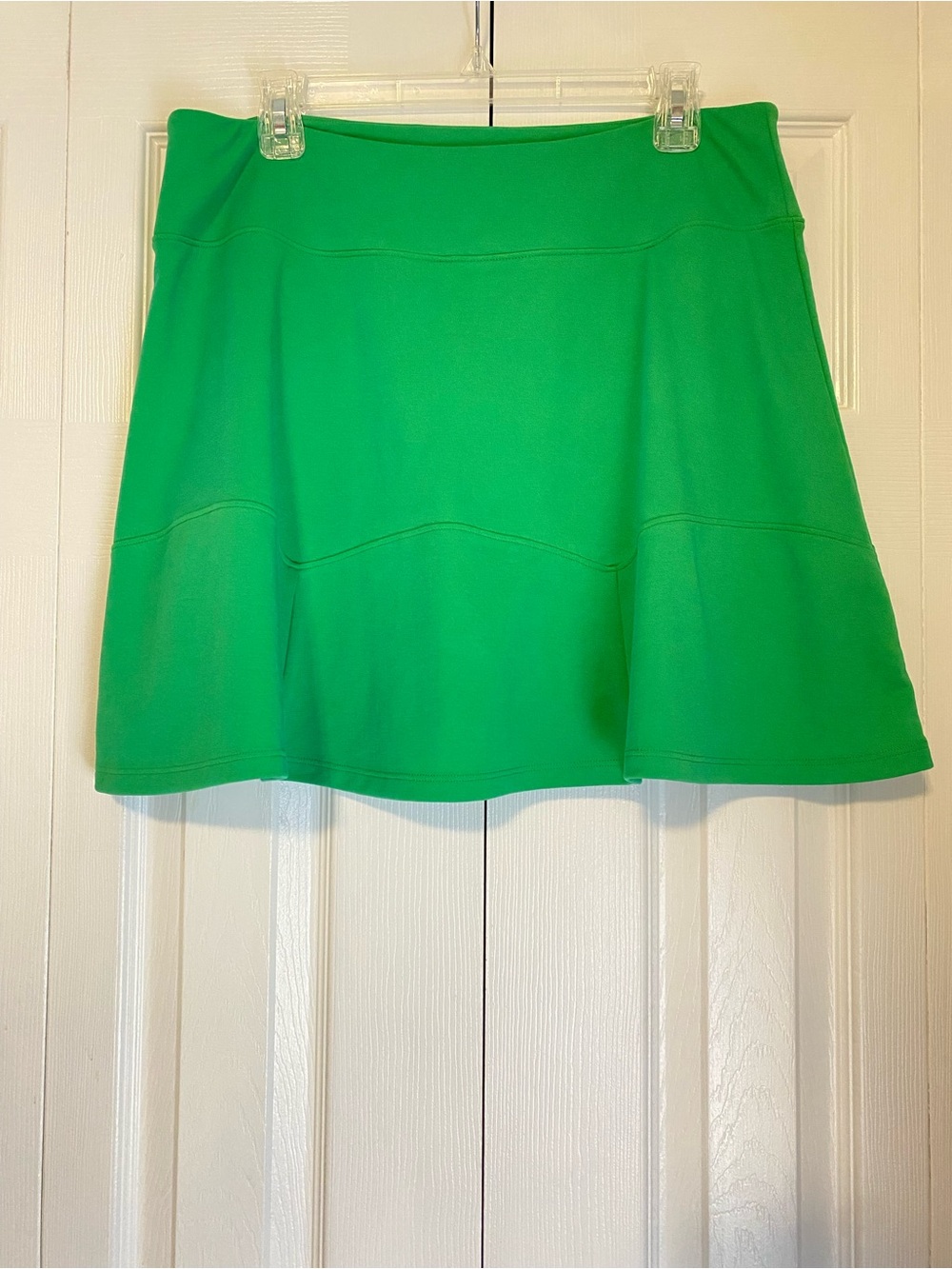 Duffield Lane Pique Seneca Skort Grass Green Large UPF 50+ NWT Golf Pickleball
